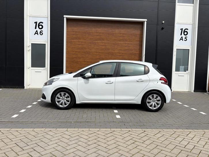 Peugeot 208 1.2 PureTech Blue Lion 14