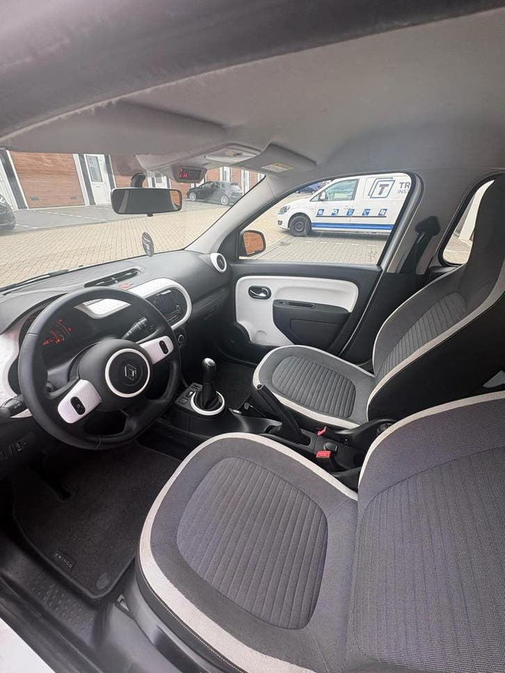 Renault Twingo 1.0 SCe Collection 12